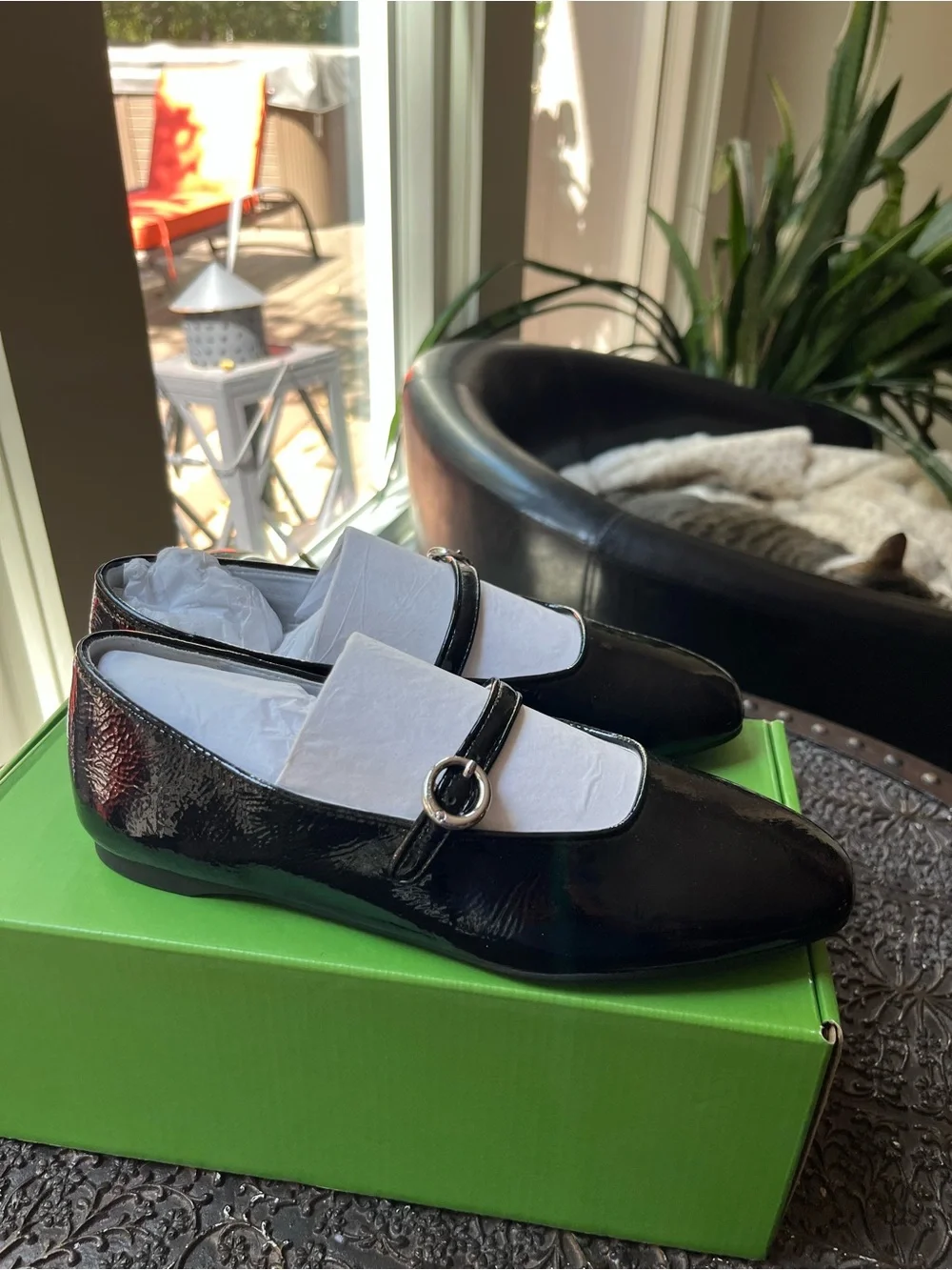 KATE SPADE HALO CRINKLE PATENT BLACK MARY JANE FLATS 5.5